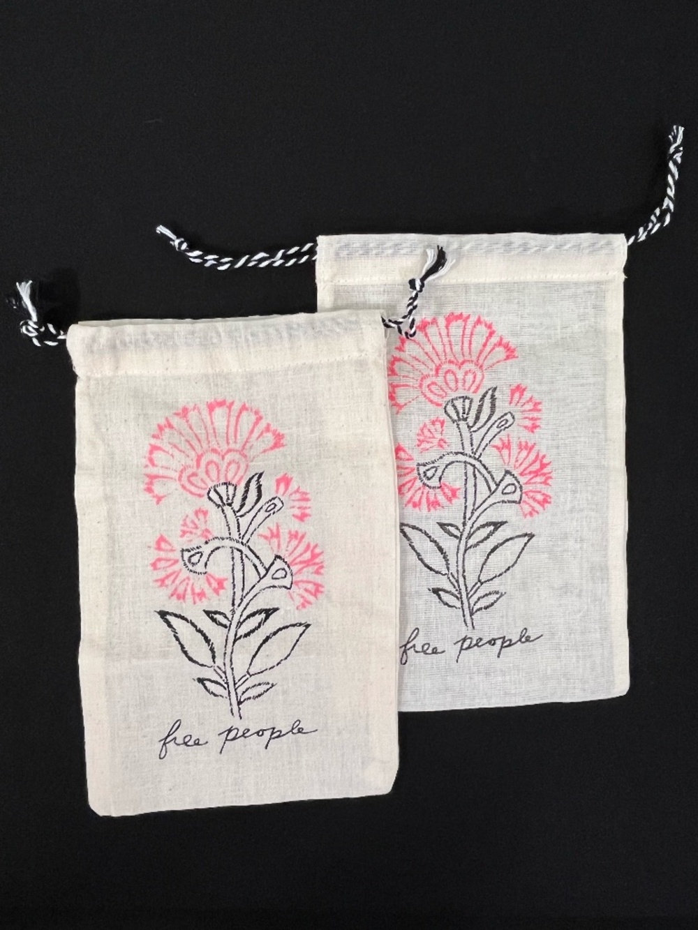 Free People "Set of two drawstring pouches in floral" NWT